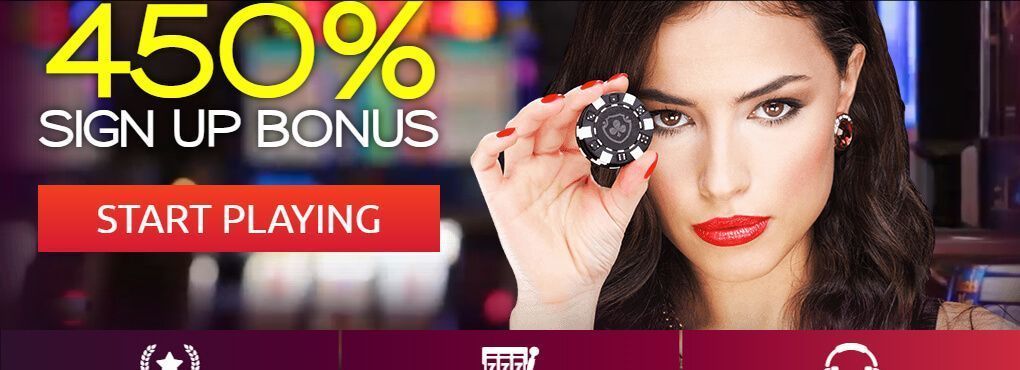 Sexy Poker Players